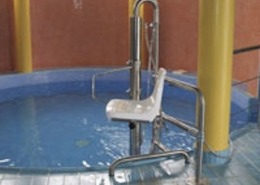 grúa de piscina modelo AQ-LIFT