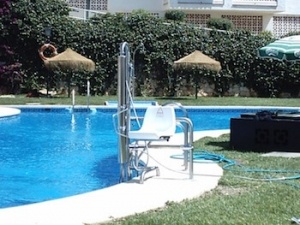 grúa de piscina modelo AQ-LIFT