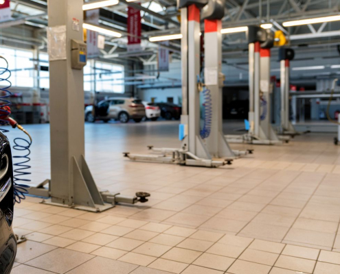 grupo de elevadores de coches