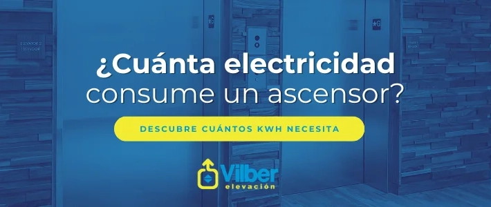 Ascensor moderno con información sobre el consumo eléctrico de un ascensor y los kWh que utiliza